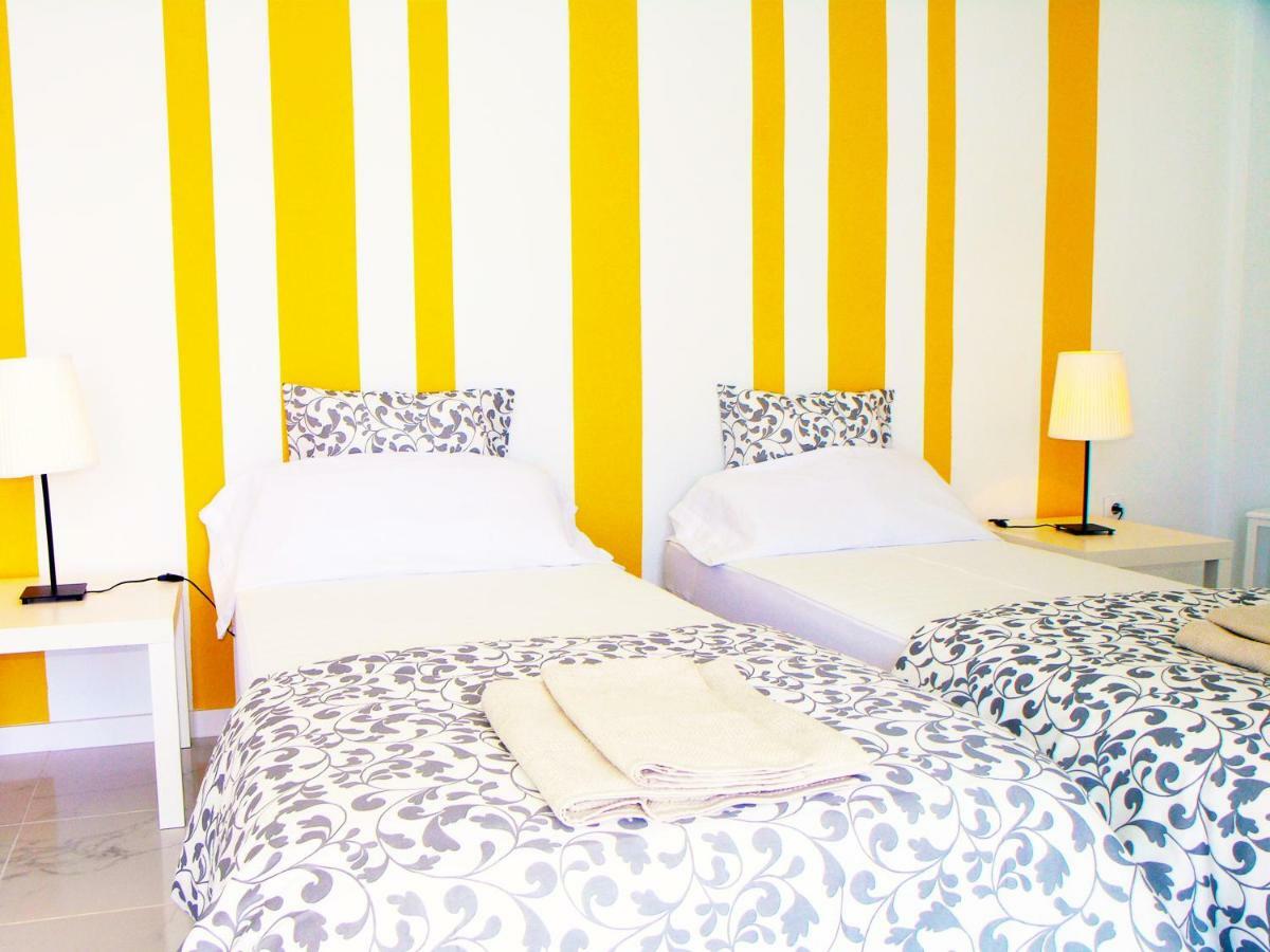 Apartment In Torres De Yomely Complex Playa de las Americas  Bagian luar foto